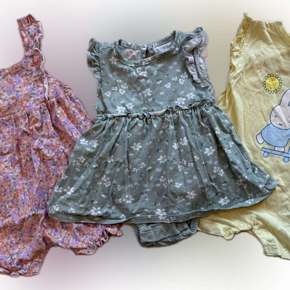 Lot of 3 Baby girl 3pc bundle: a Green Floral Dress and 2 Rompers - 6 months